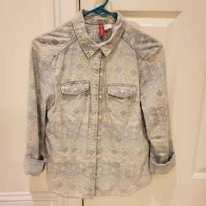 Patterned Light Blue and White Button Up